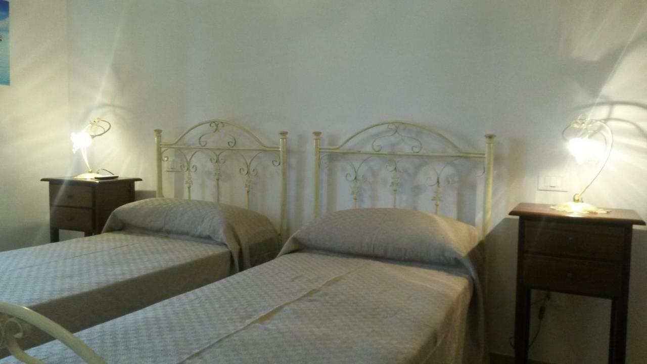 B&B Le Due Cisterne Vernole Exterior foto